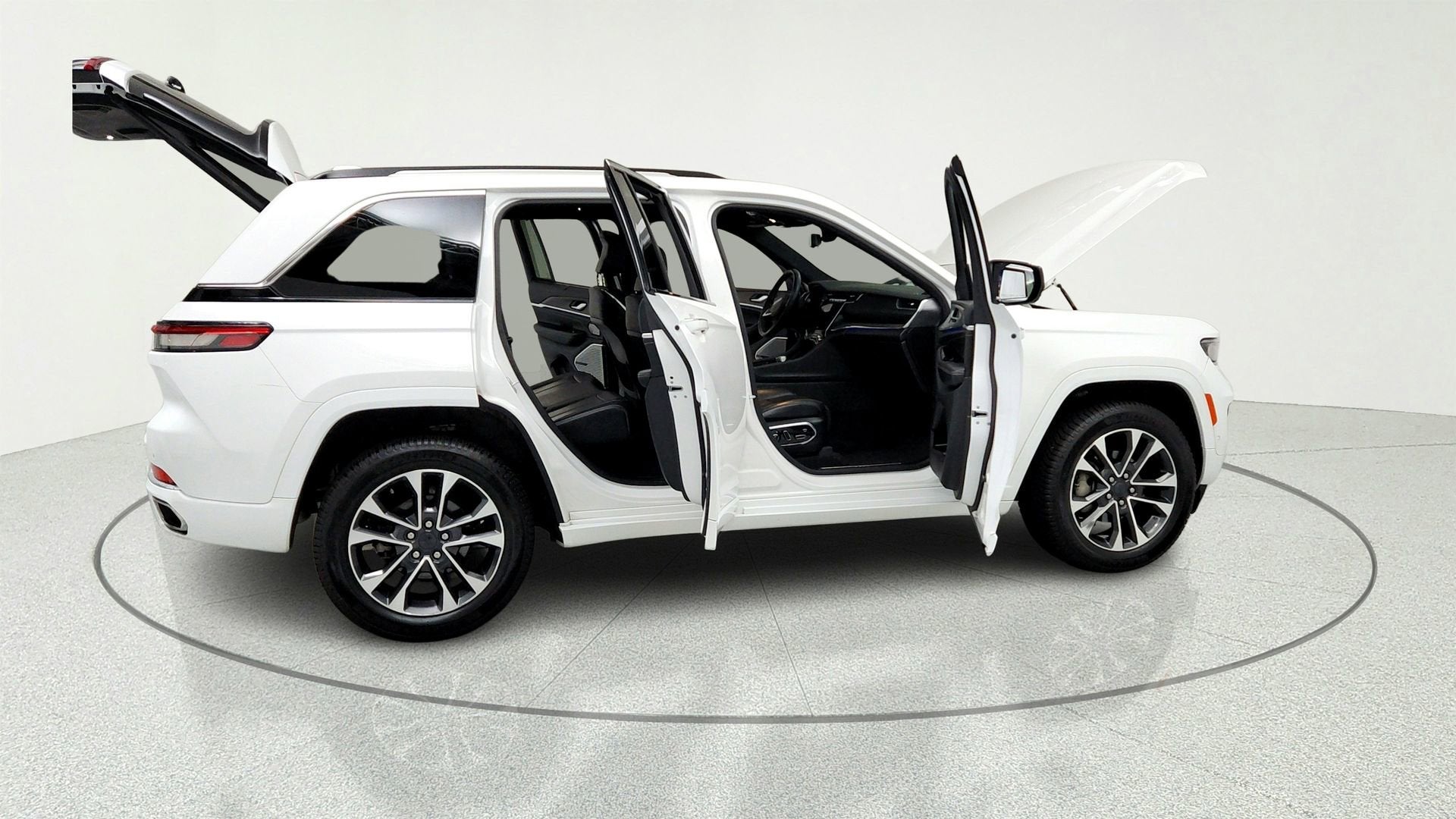 2023 Jeep Grand Cherokee Overland