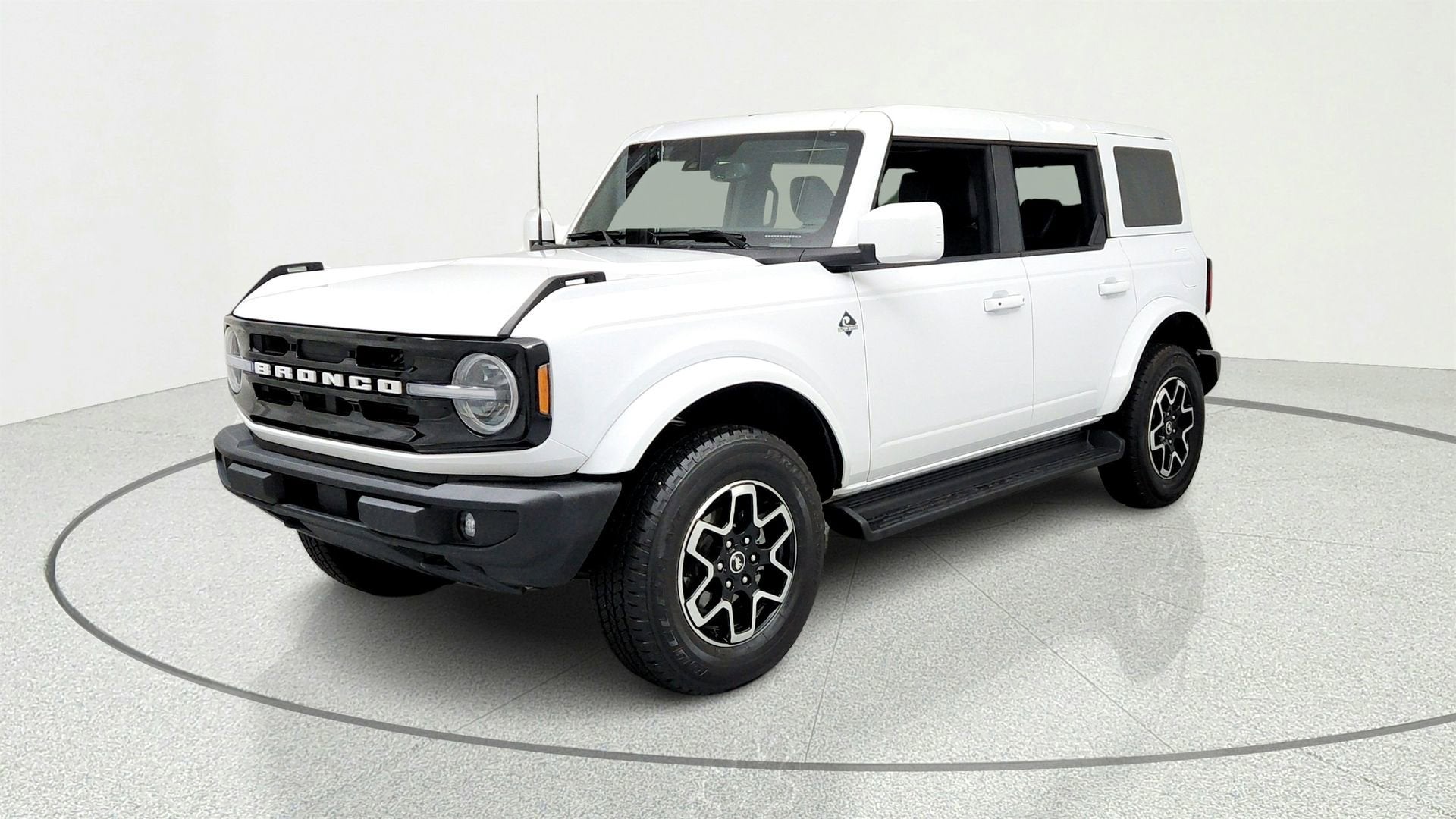 2025 Ford Bronco Outer Banks 4x4's photo