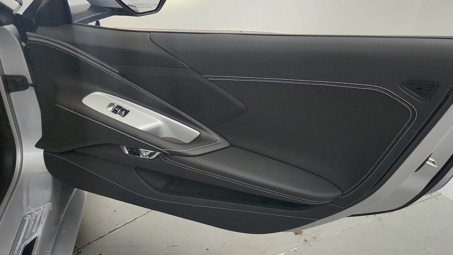 2027 Chevrolet Corvette Stingray 1LT
