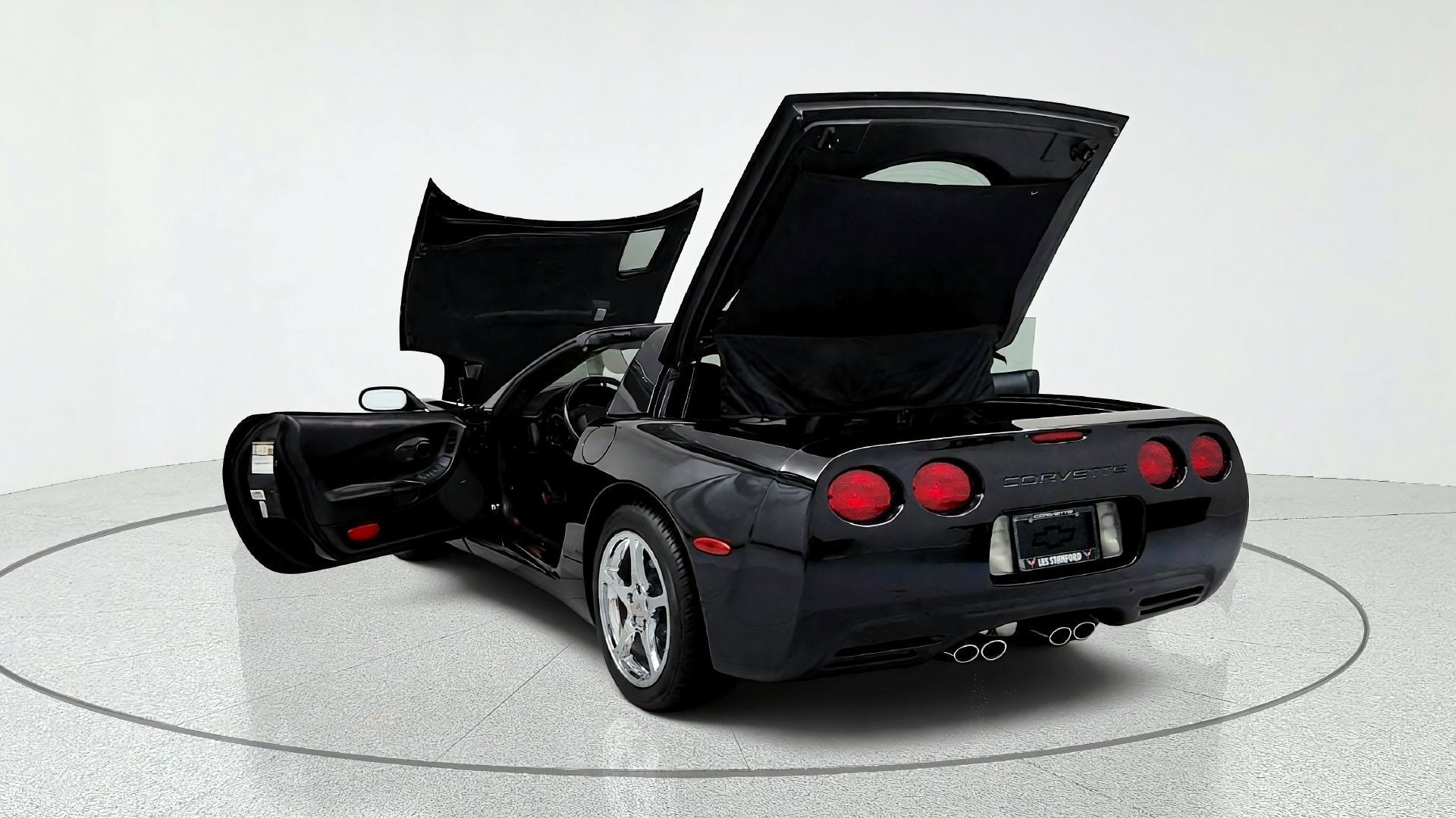 2004 Chevrolet Corvette Base