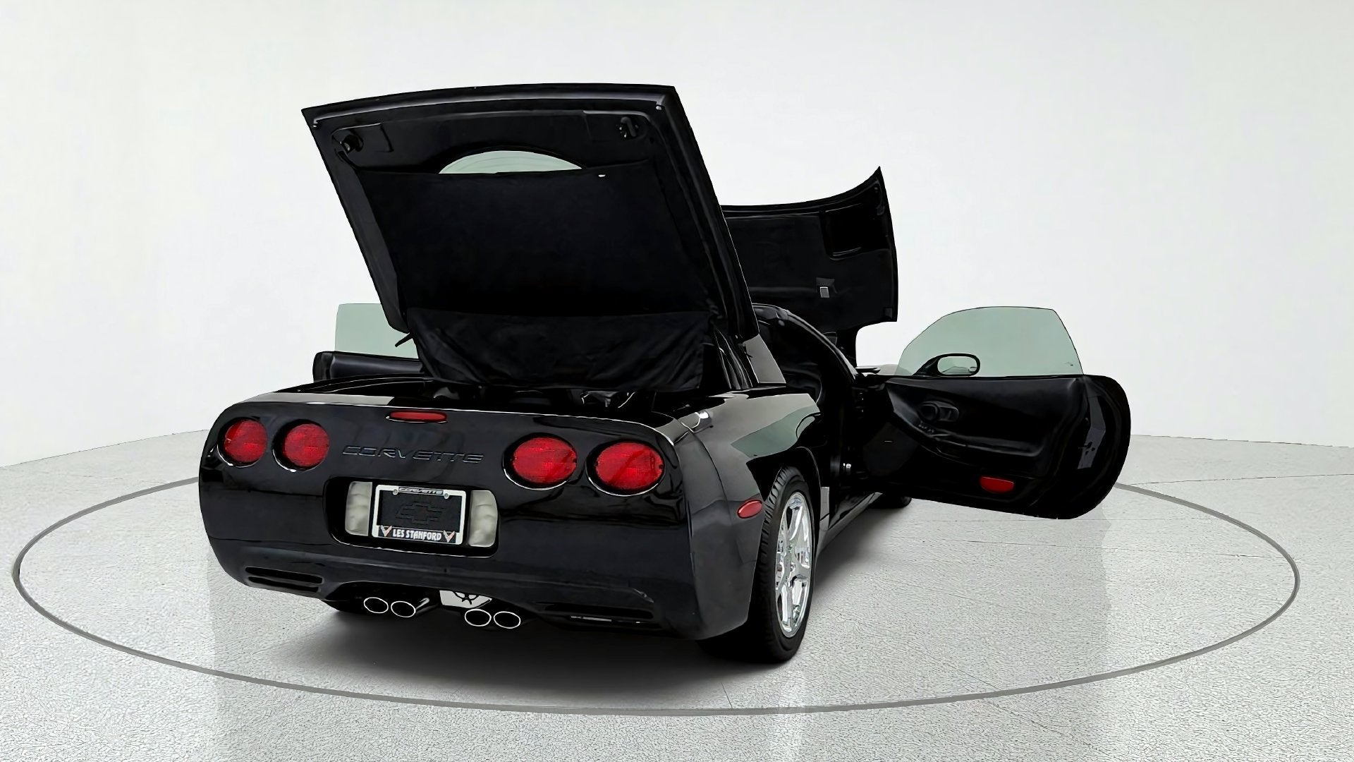 2004 Chevrolet Corvette Base