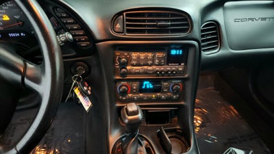 2004 Chevrolet Corvette Base