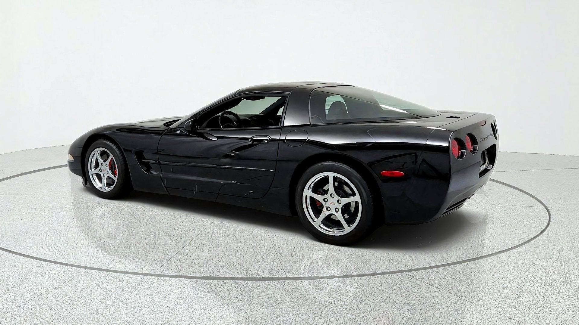 2004 Chevrolet Corvette Base
