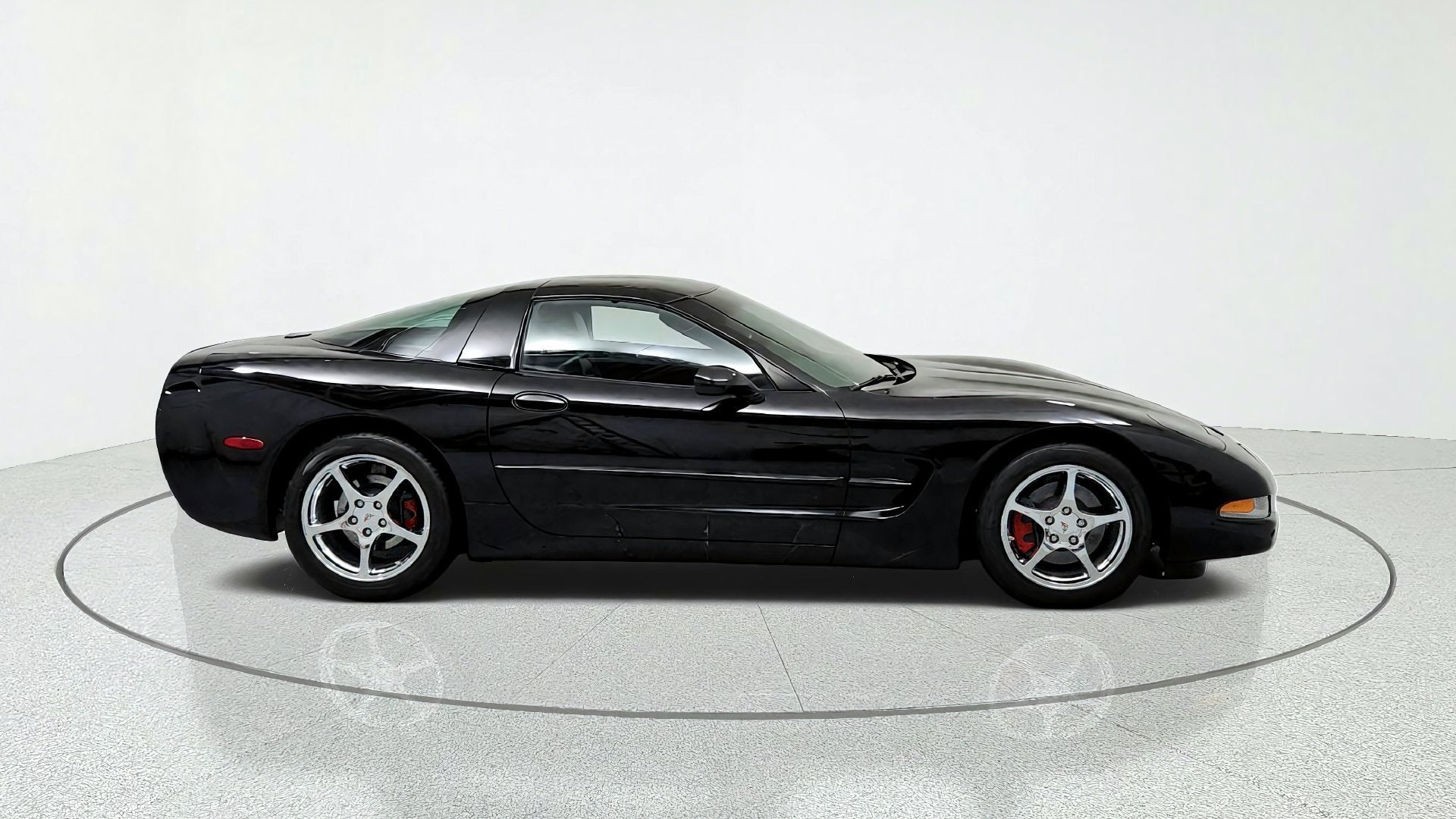 2004 Chevrolet Corvette Base