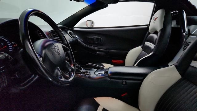 2000 Chevrolet Corvette Base