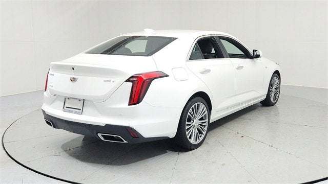 2023 Cadillac CT4 Premium Luxury