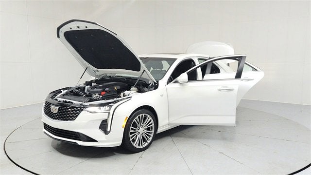 2023 Cadillac CT4 Premium Luxury