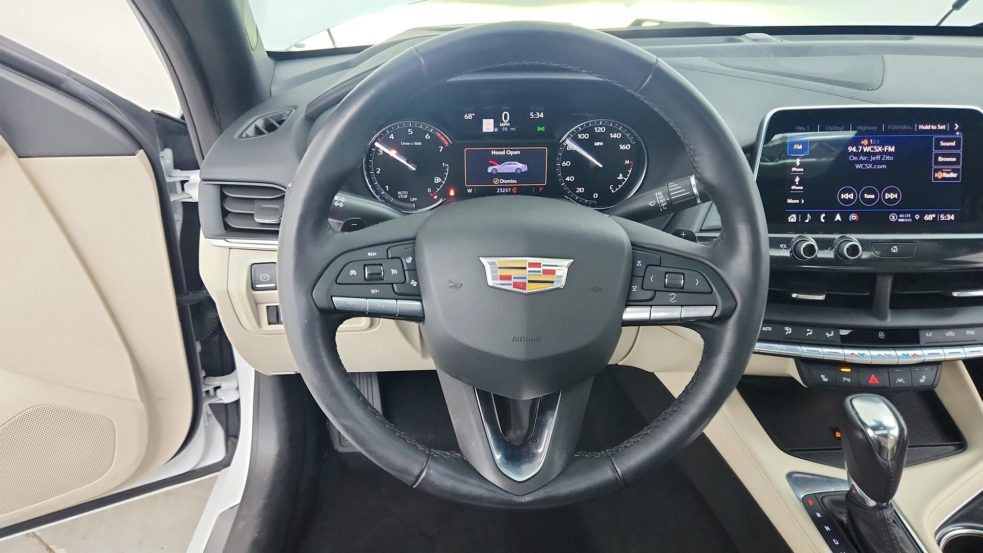2024 Cadillac CT4 Luxury