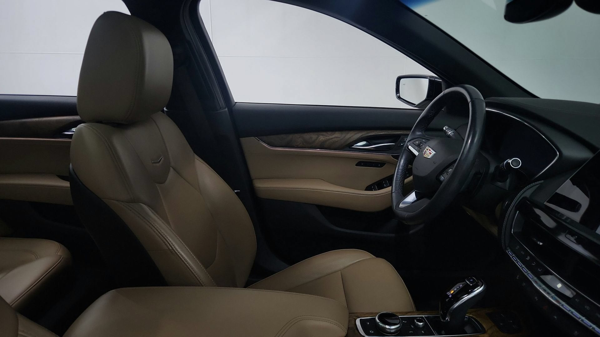 2022 Cadillac CT5 Premium Luxury