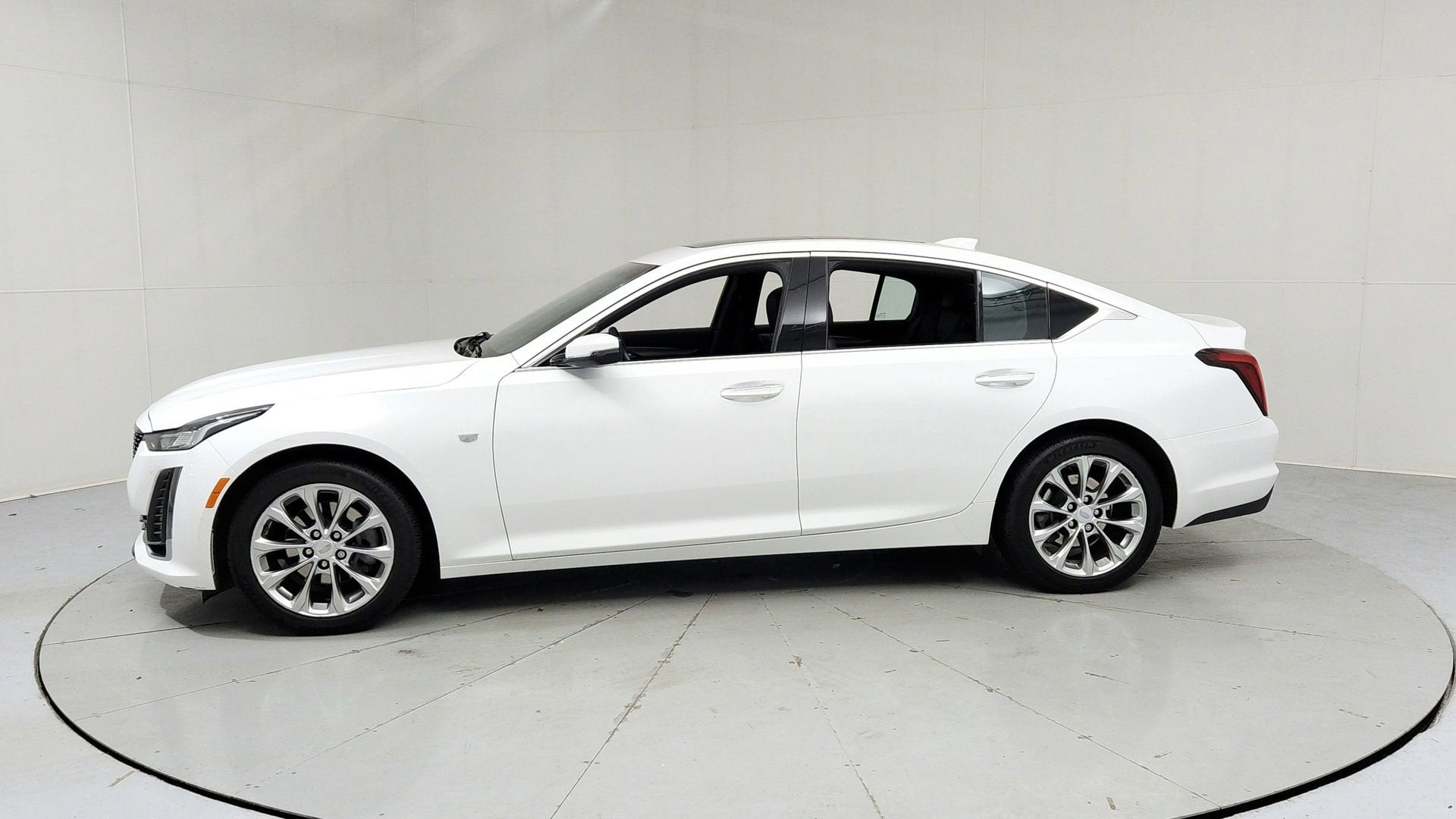 2022 Cadillac CT5 Premium Luxury