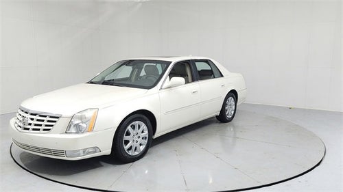 2010 Cadillac DTS w/1SD