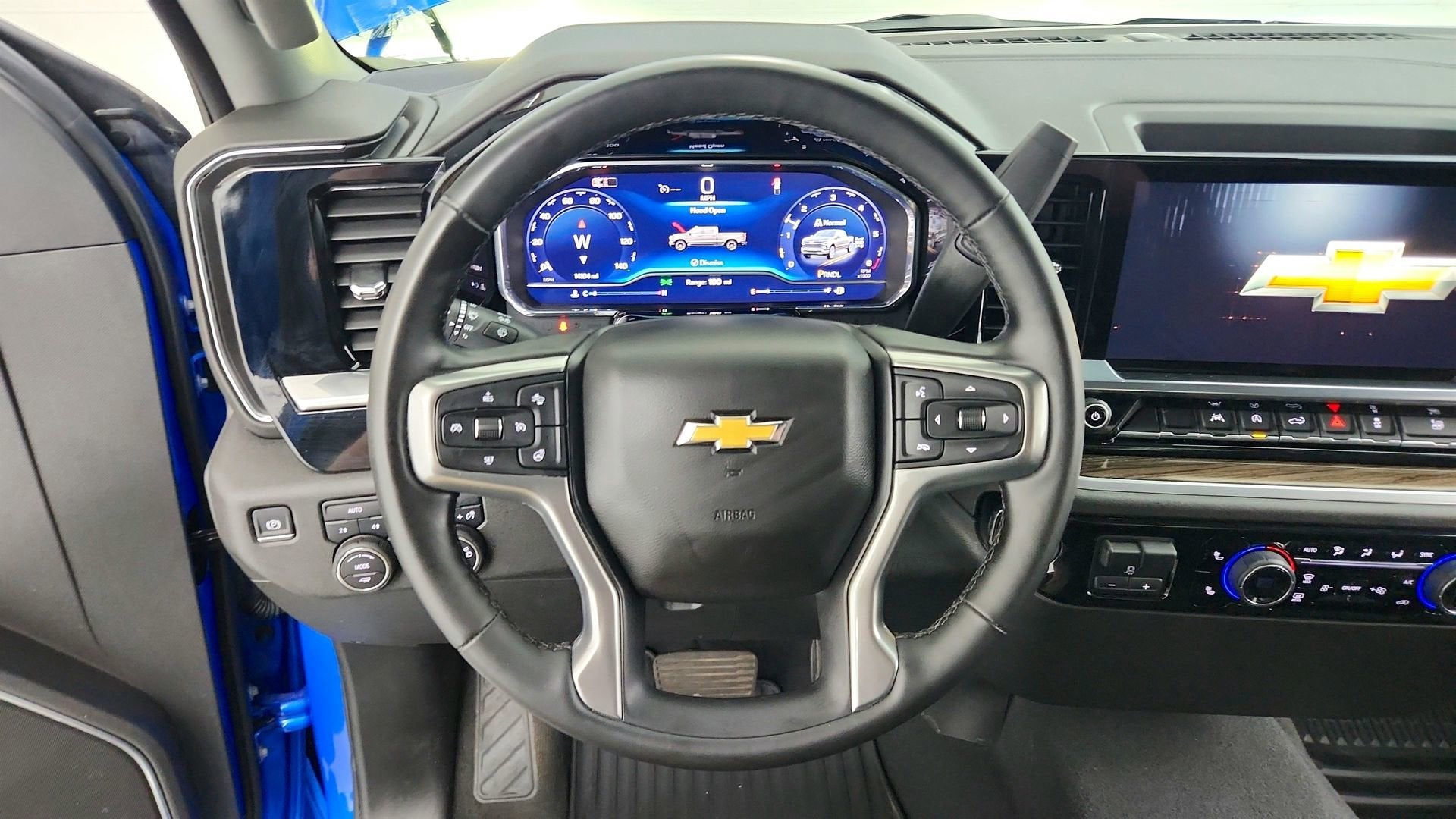 2025 Chevrolet Silverado 1500 LT (2FL)