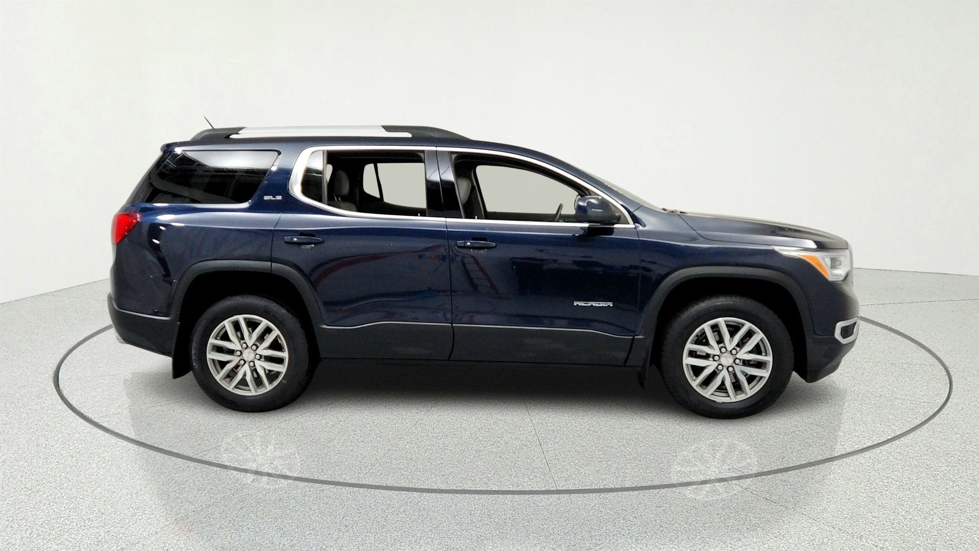 2017 GMC Acadia SLE