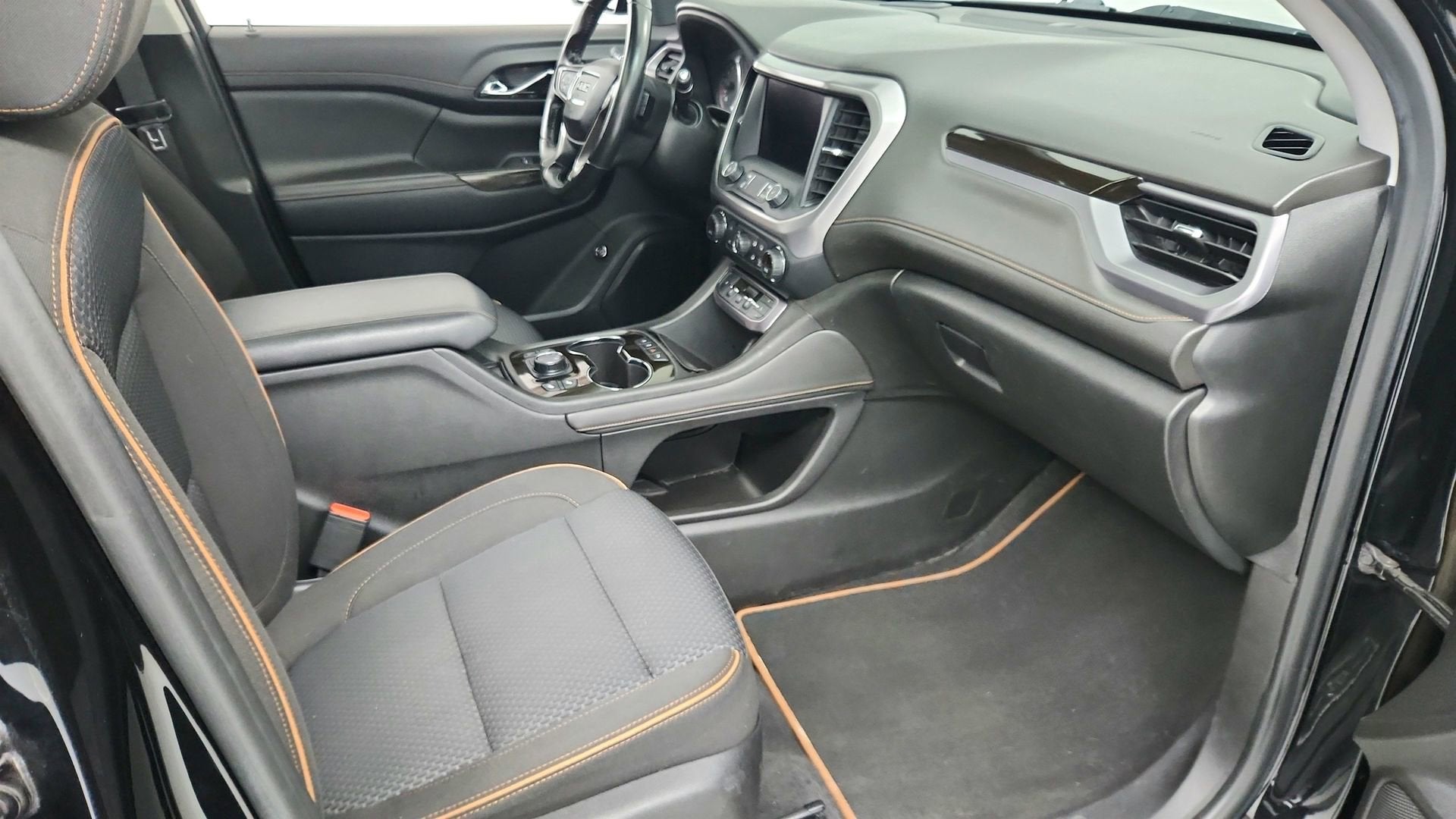 2020 GMC Acadia AT4