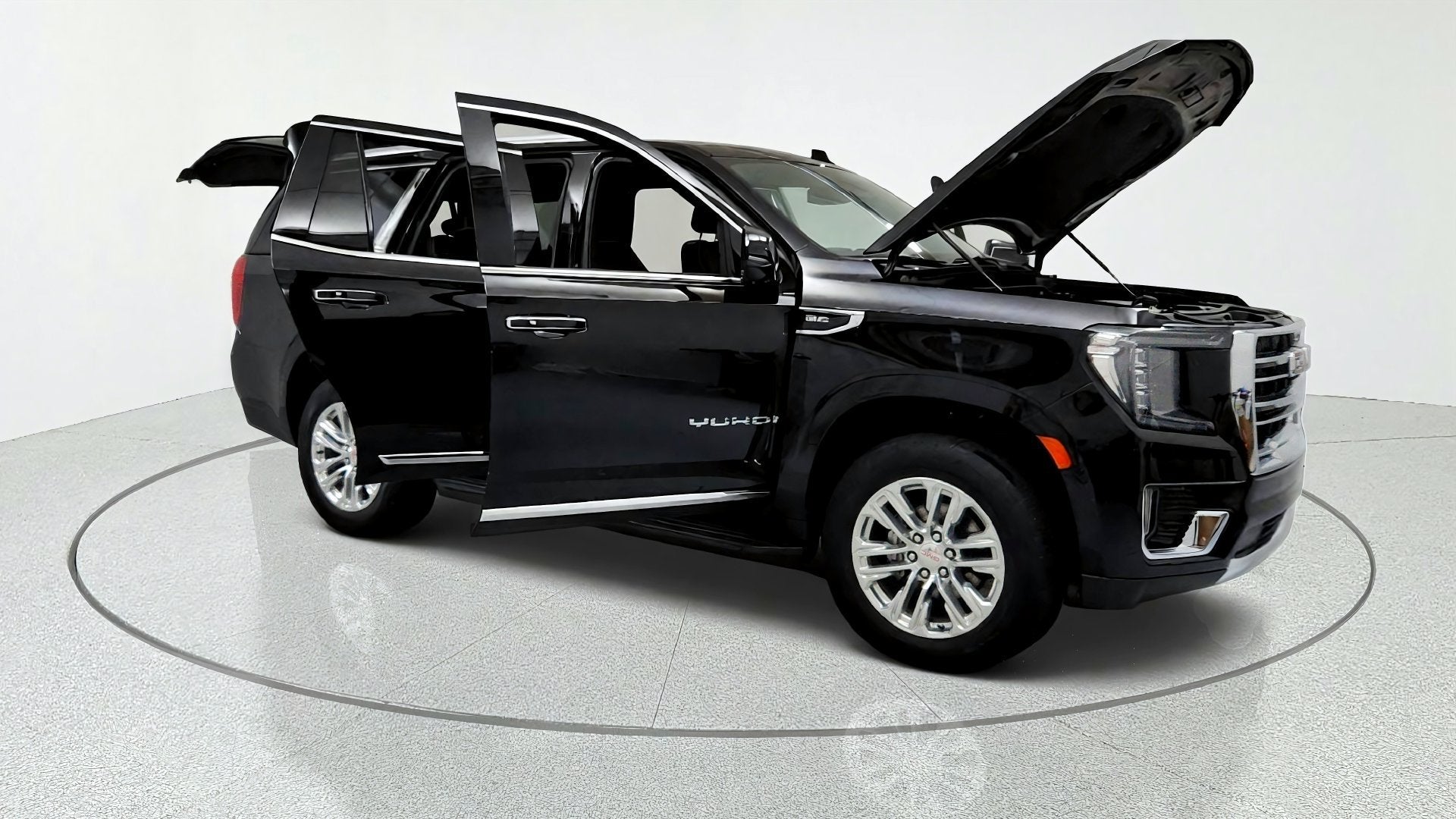 2023 GMC Yukon SLT