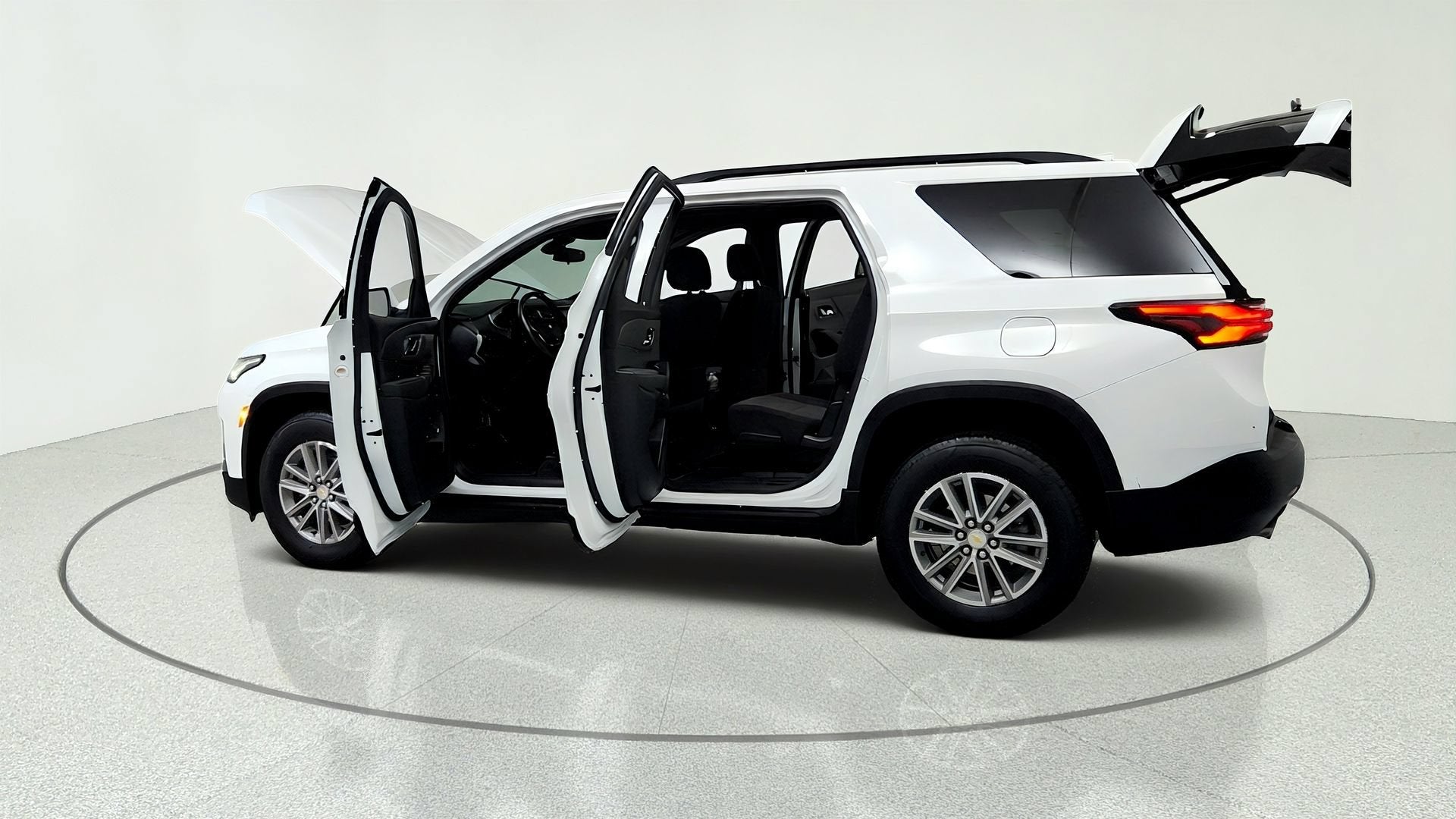 2024 Chevrolet Traverse Limited LT Cloth