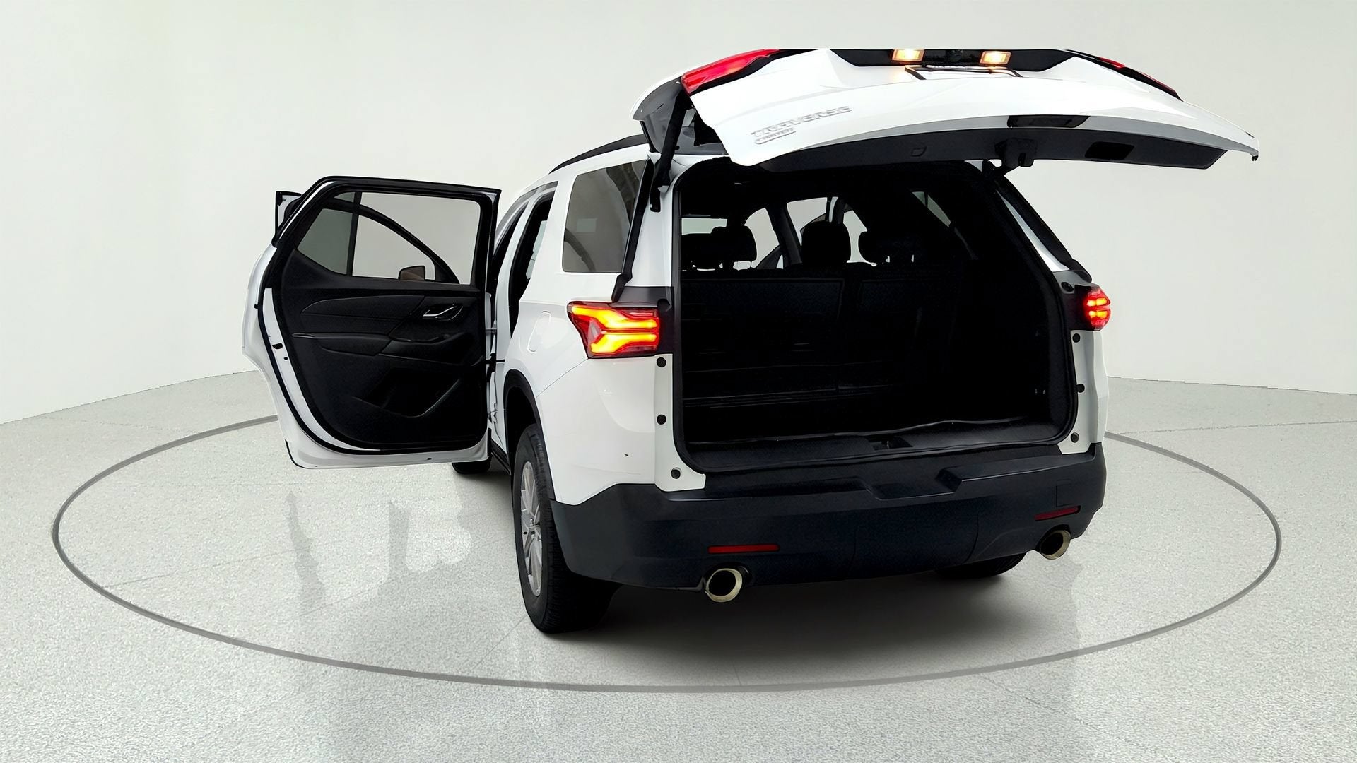 2024 Chevrolet Traverse Limited LT Cloth