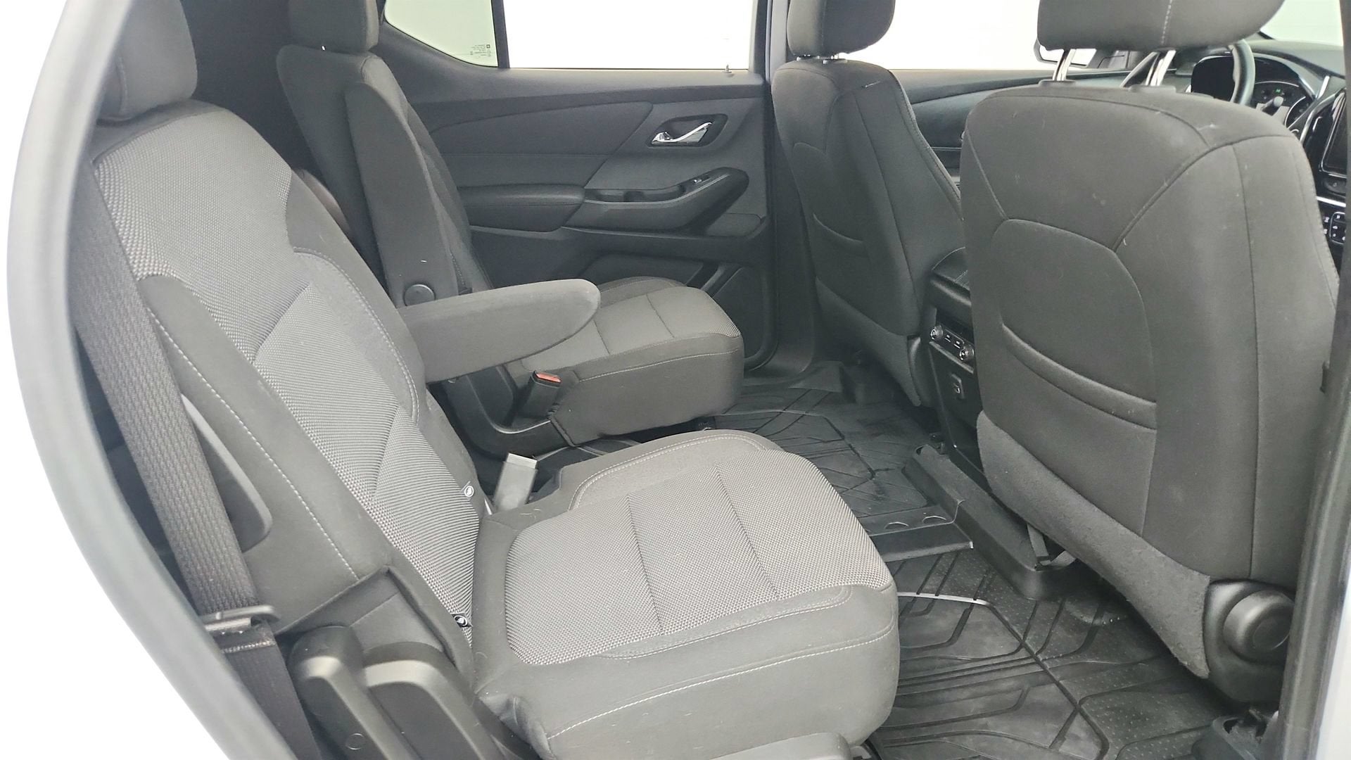 2024 Chevrolet Traverse Limited LT Cloth