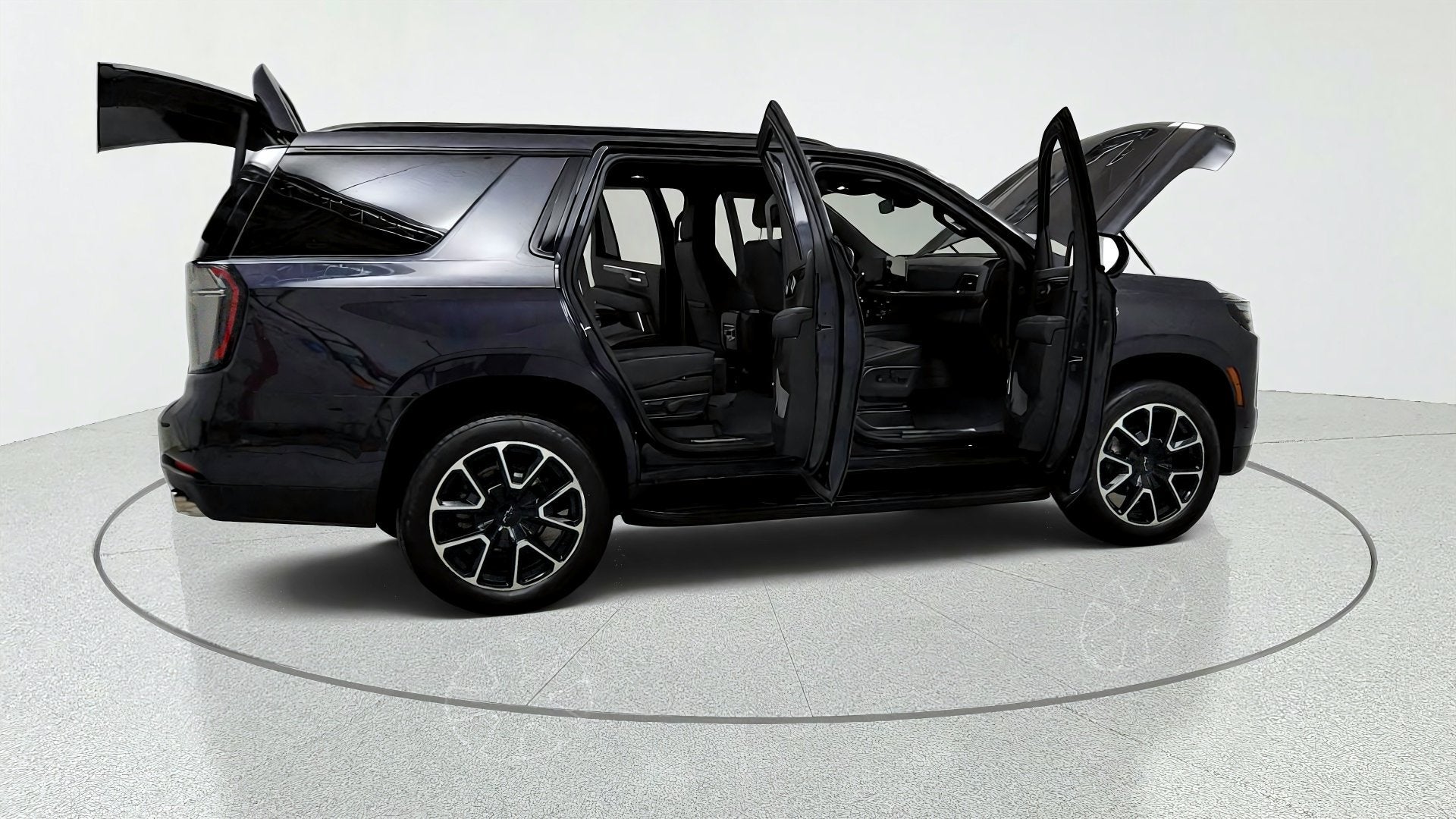 2025 Chevrolet Tahoe RST