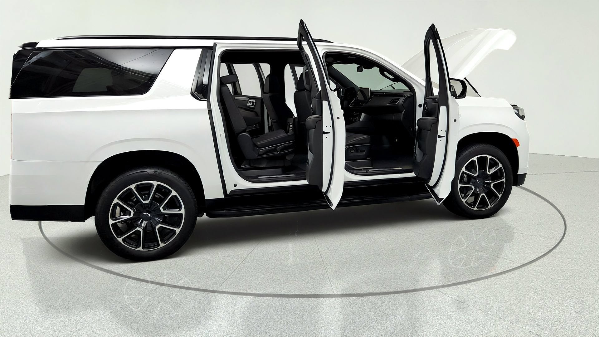2024 Chevrolet Suburban RST