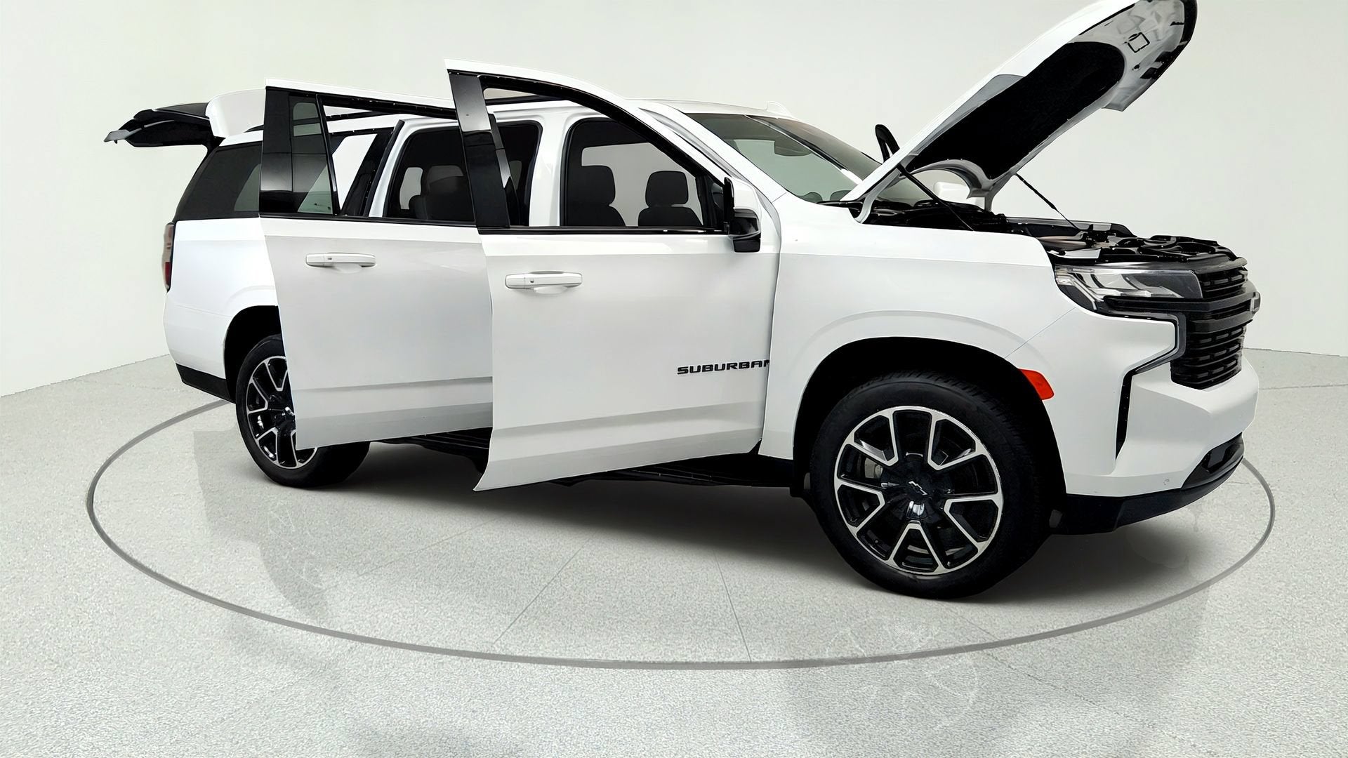 2024 Chevrolet Suburban RST