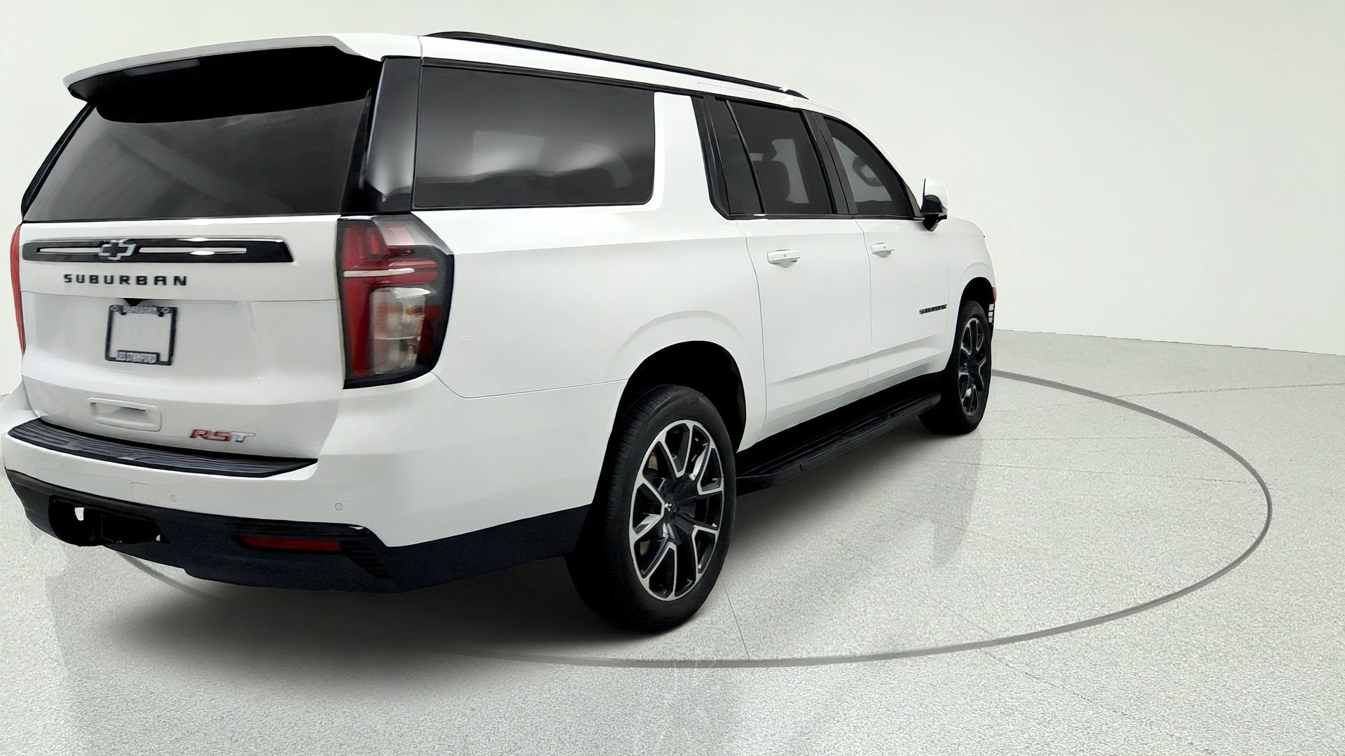 2024 Chevrolet Suburban RST
