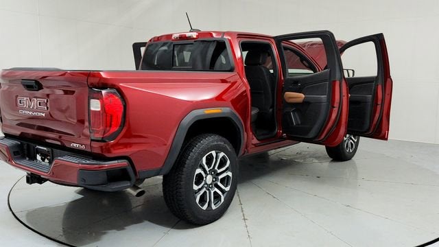 2024 GMC Canyon AT4