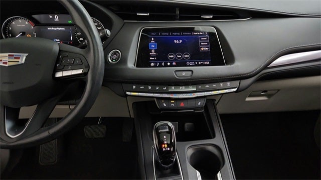 2023 Cadillac XT4 Luxury