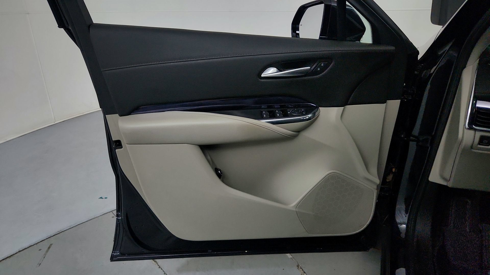 2023 Cadillac XT4 FWD Luxury