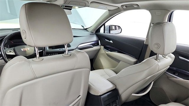 2023 Cadillac XT4 Luxury