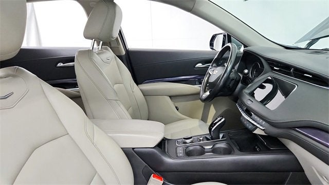 2023 Cadillac XT4 Luxury