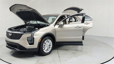 2024 Cadillac XT4 Luxury