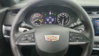 2023 Cadillac XT4 Premium Luxury