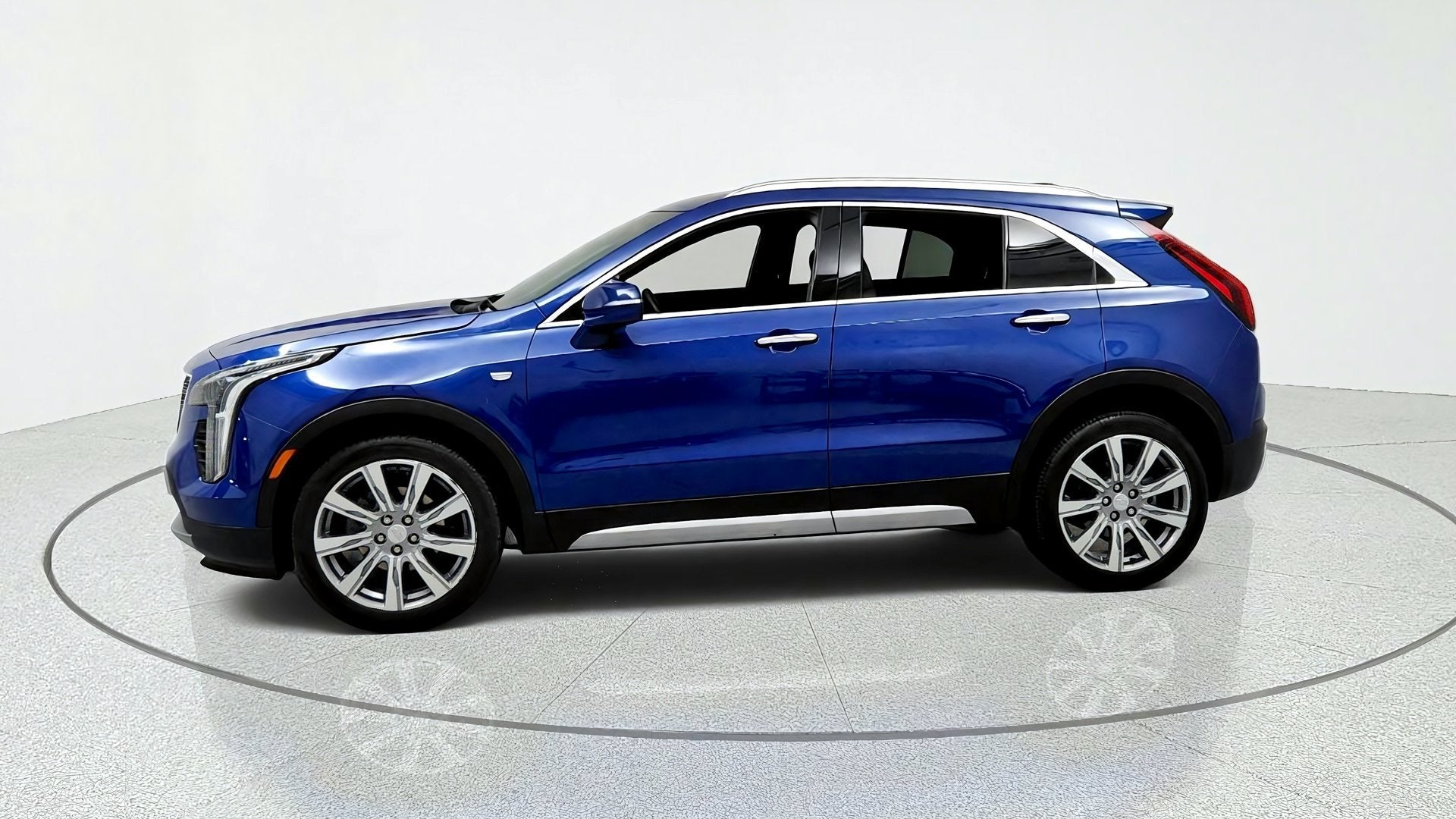 2023 Cadillac XT4 AWD Premium Luxury