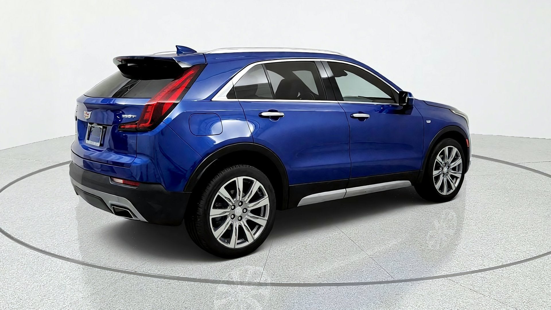 2023 Cadillac XT4 AWD Premium Luxury