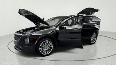 2024 Cadillac XT4 Premium Luxury