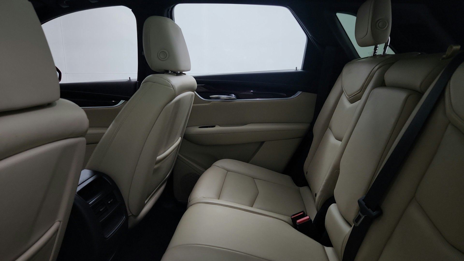 2018 Cadillac XT5 Luxury FWD