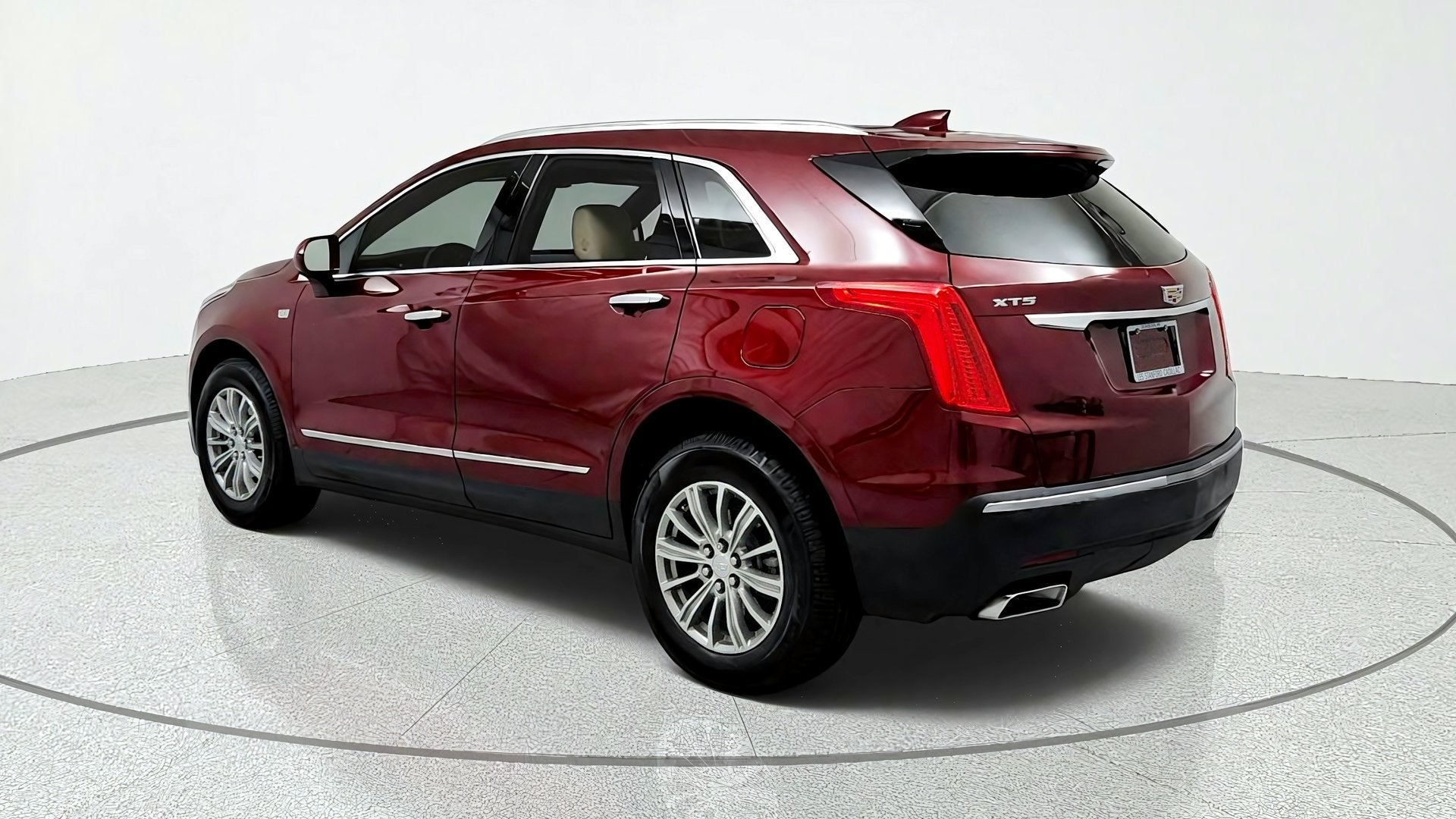 2018 Cadillac XT5 Luxury FWD
