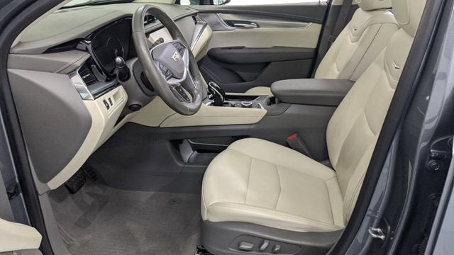 2021 Cadillac XT5 FWD Premium Luxury