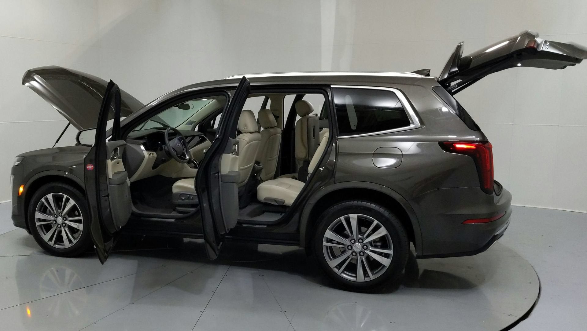 2020 Cadillac XT6 FWD Premium Luxury