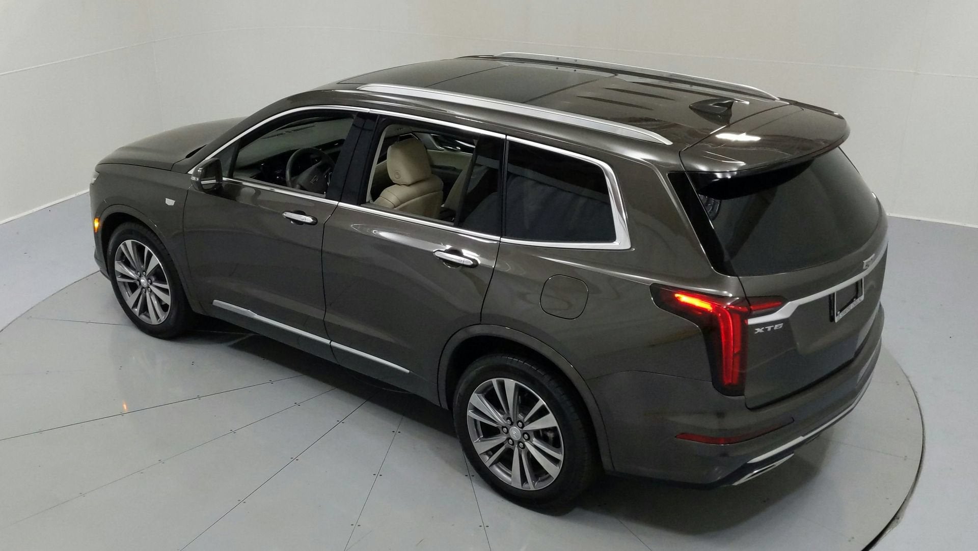 2020 Cadillac XT6 FWD Premium Luxury