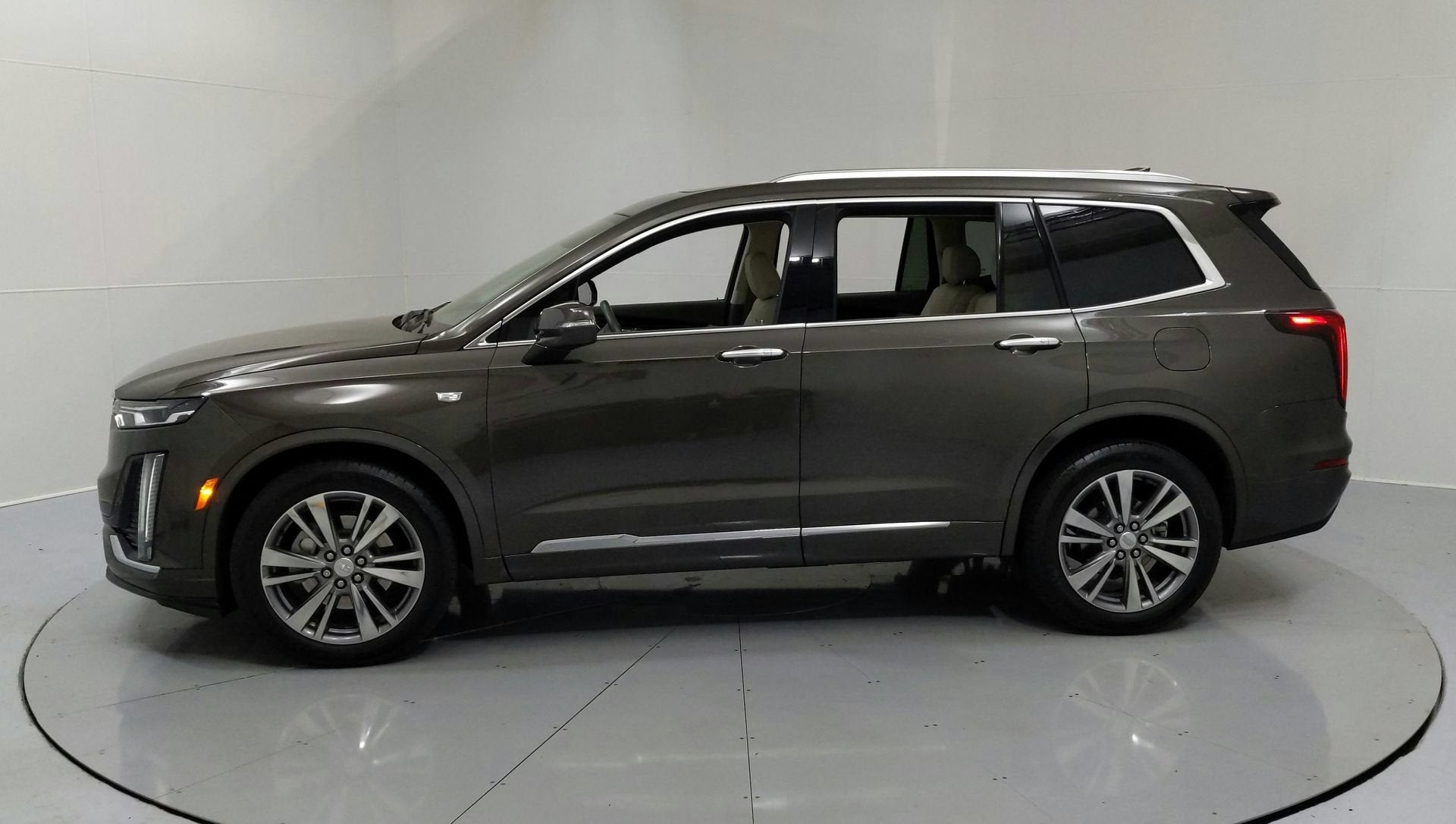 2020 Cadillac XT6 FWD Premium Luxury