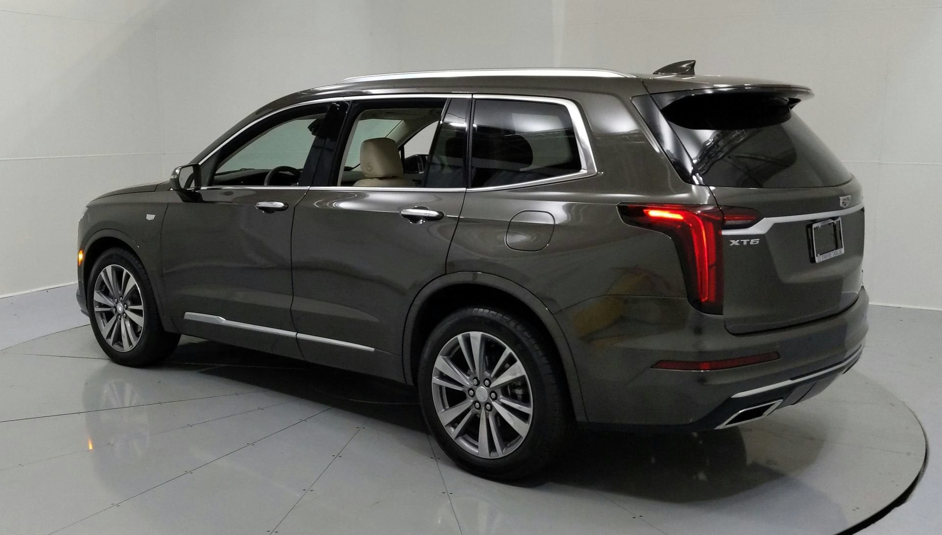2020 Cadillac XT6 FWD Premium Luxury