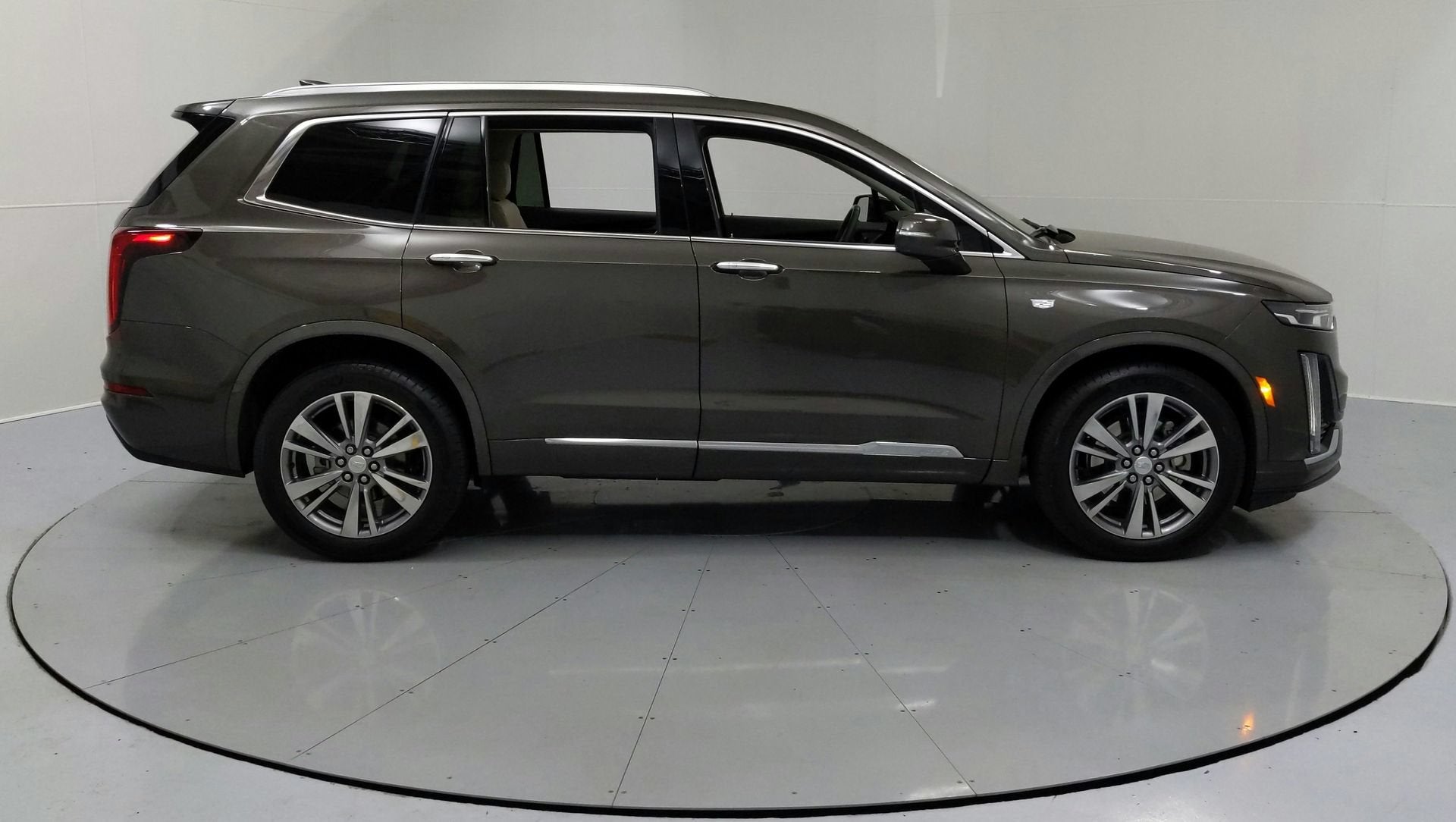 2020 Cadillac XT6 FWD Premium Luxury