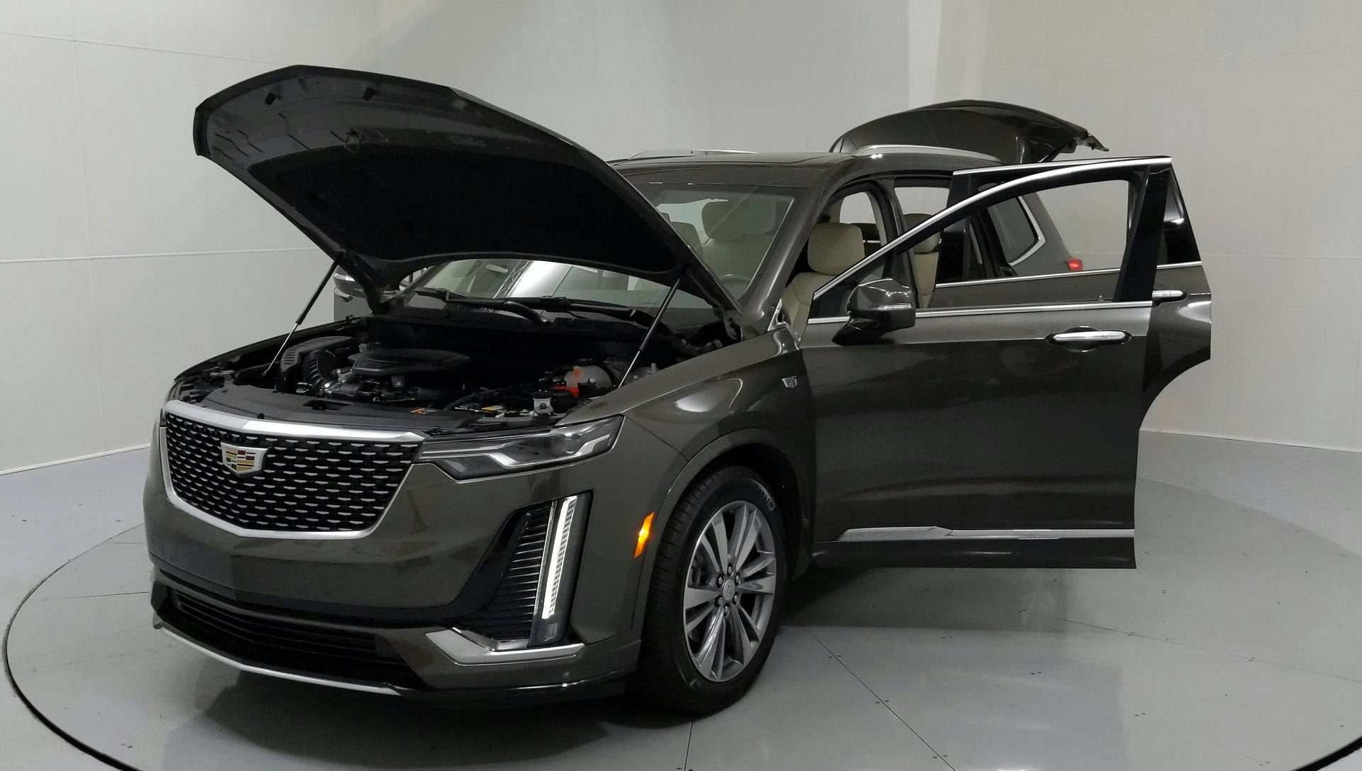 2020 Cadillac XT6 FWD Premium Luxury
