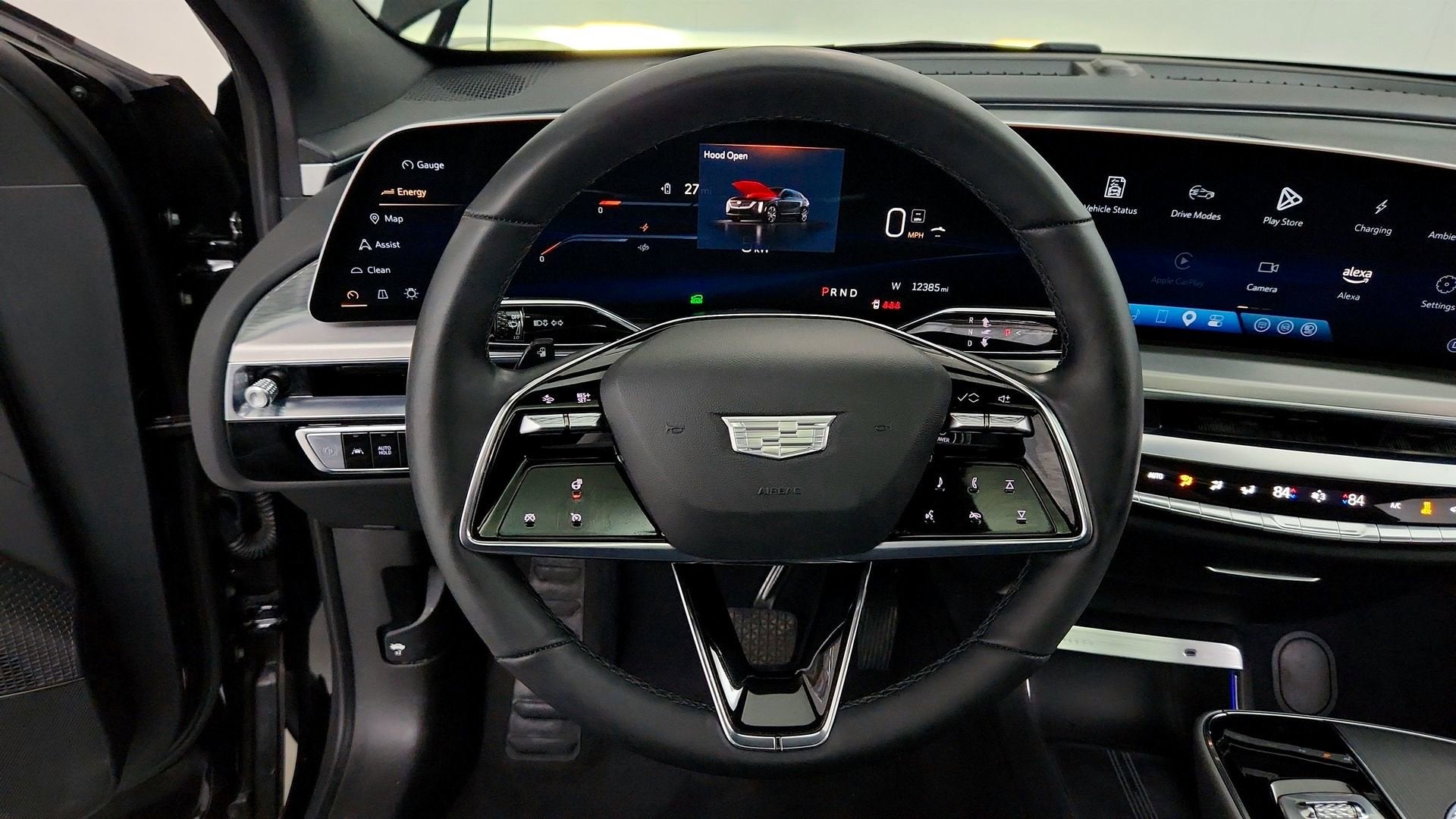 2025 Cadillac LYRIQ Luxury 1