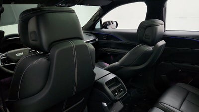 2025 Cadillac LYRIQ Luxury 1