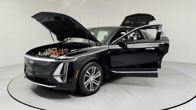 2025 Cadillac LYRIQ Luxury 1
