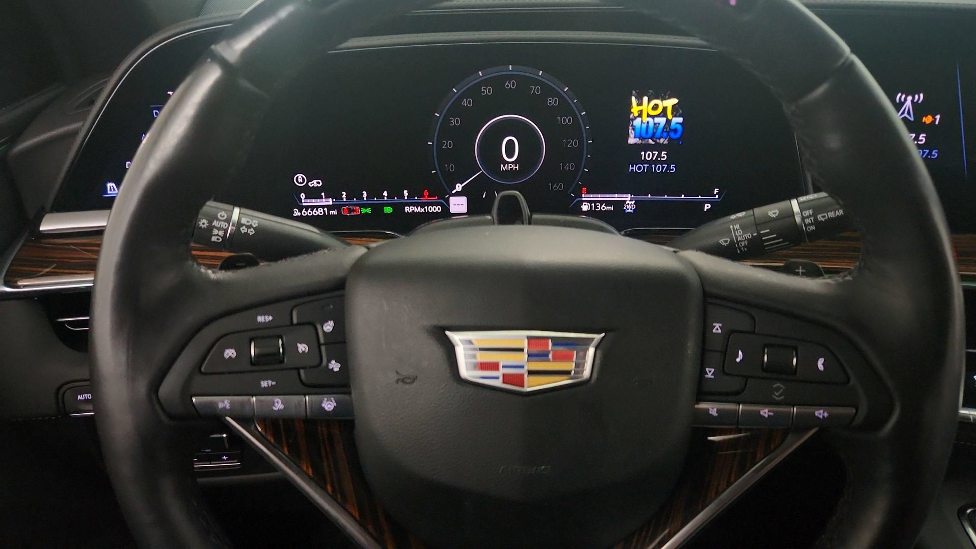 2023 Cadillac Escalade 4WD Premium Luxury