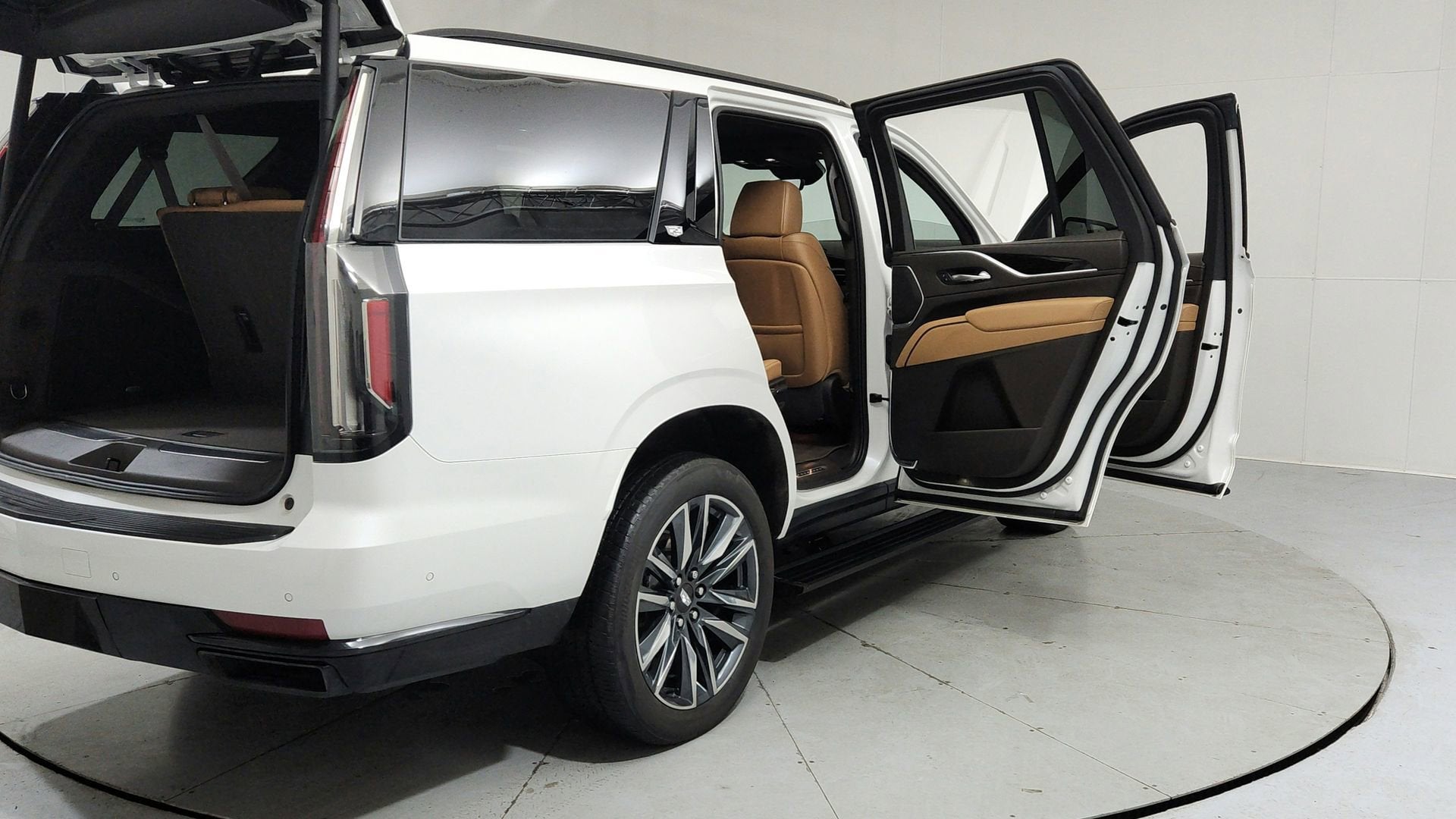 2023 Cadillac Escalade Sport